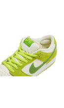 Load image into Gallery viewer, Nike Dunk Low SB ‘Fruity Pack’ 8.5