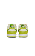 Load image into Gallery viewer, Nike Dunk Low SB ‘Fruity Pack’ 9.5
